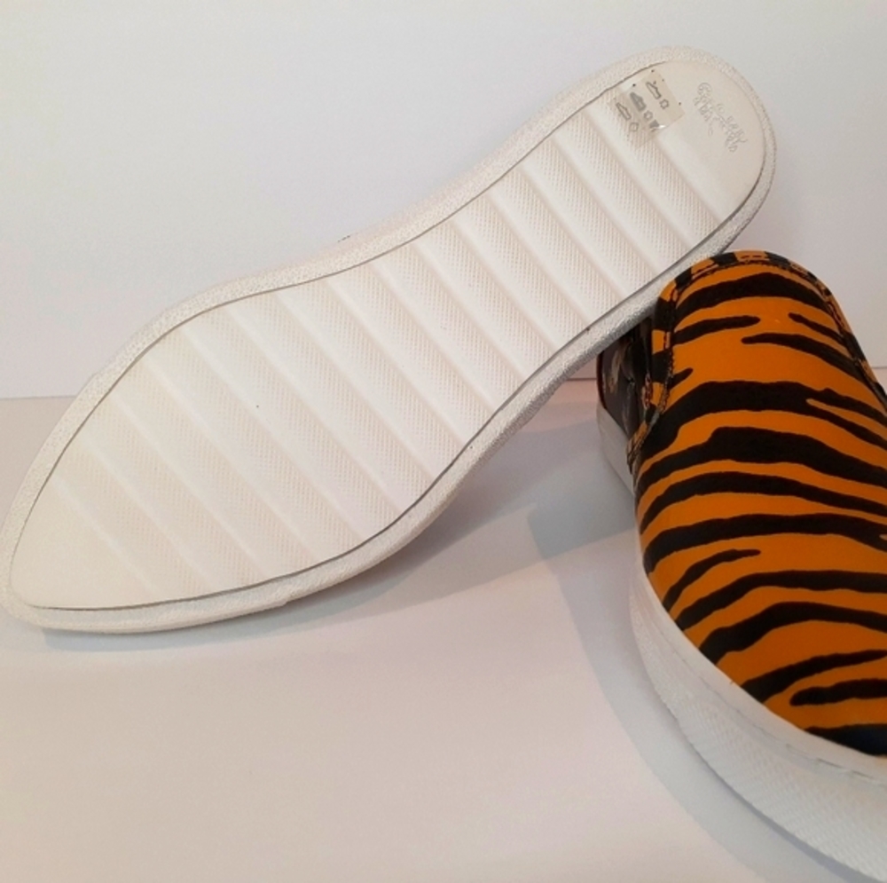 Coach women Tiger King shoes - Picture 4 of 5